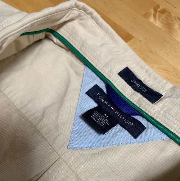 Tommy Hilfiger Button Down - Picture 3 of 4